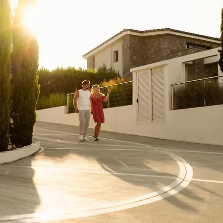 Terra Olivia Luxury And فيلة باليوري