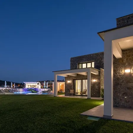 Terra Olivia Luxury And Villa *