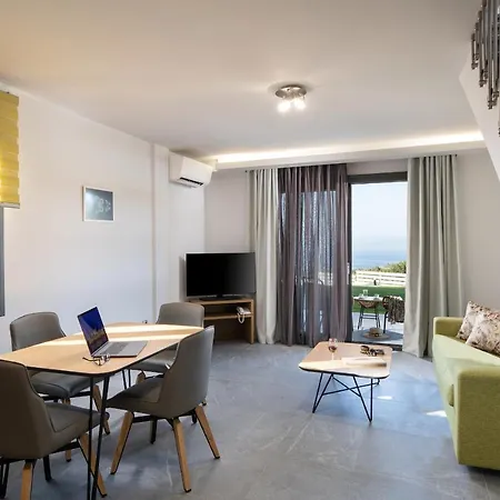 Terra Olivia Luxury And Палиурион