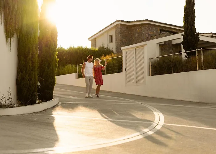 Terra Olivia Luxury And Villa Paliouri