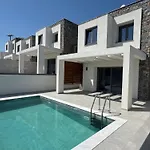 Terra Olivia Luxury And * Paliouri