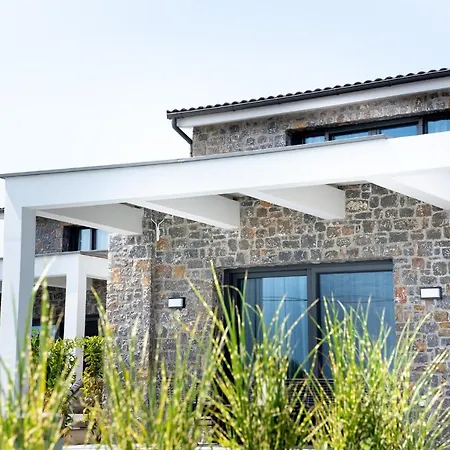 Terra Olivia Luxury And Βίλα Παλιούρι