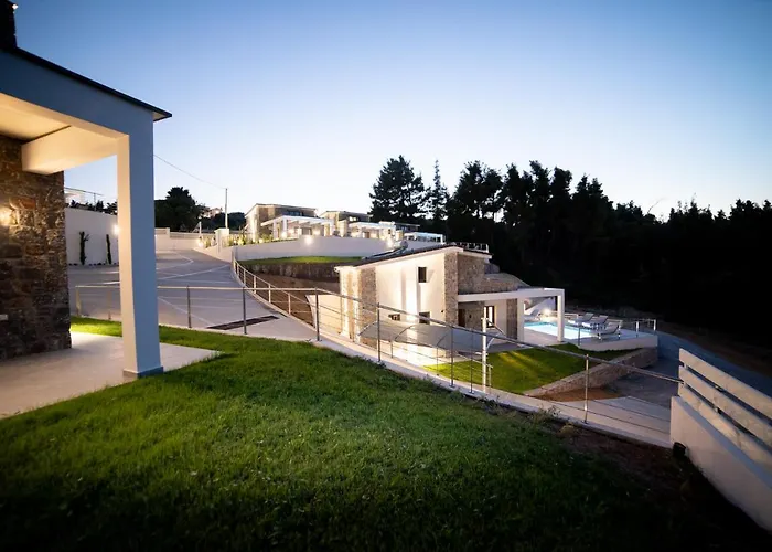 Terra Olivia Luxury And * Paliouri