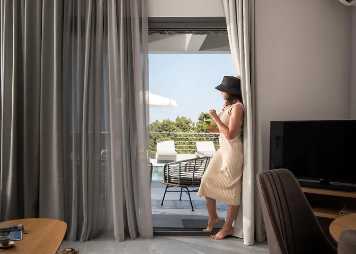 Terra Olivia Luxury And Paliouri